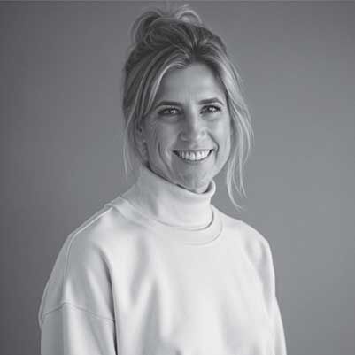 Linnsey Caya Non-Executive Director